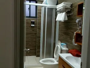 Bigger B&B - Bathroom