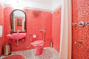Marbella Guest House - Bathroom