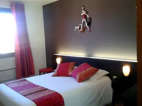 Logis Hôtel Le Merle Blanc - Værelse