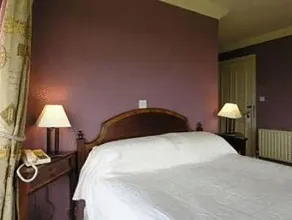 Ballinalacken Castle Country House Hotel - Room