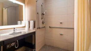 Best Western Plus University Inn - Baño