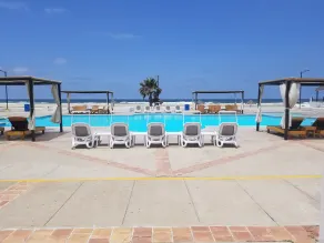 Baja Seasons Resort - Piscina