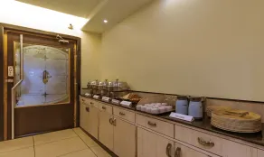 Treebo Suvarna Comforts - Restaurant