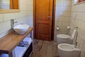 Ecolodge Selvitelle - Sustainable Retreat Amidst Olive Groves in Cilento - Badeværelse