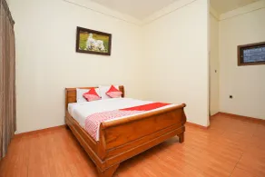 Hotel Bumi Bermi Permai near Bermi Eco Park Mitra RedDoorz - Room