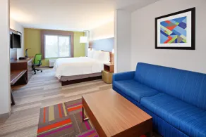 Holiday Inn Express & Suites Clovis Fresno Area by IHG - Habitación
