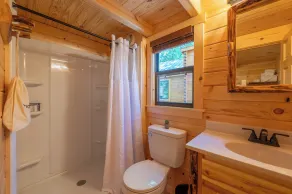 Casa de Fruta Cabins, Inn & RV Park - Badezimmer