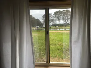 Coonawarra Bush Holiday Park - Ausblick vom Zimmer