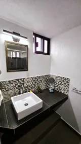 S09 PREMIUM SUITE Full Service WiFi - Badezimmer