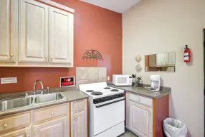 Relax Fireside! Lake Whitney Studio 2 Mi to Marina - Interior