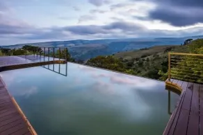 Mount High Luxury Country Estate - Pool