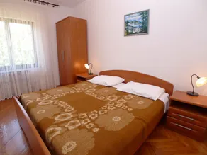 8 Person 3 Bed Apartment With Pool Near the Beach - Quarto