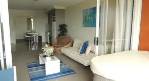 Airlie Central Apartments - Camera