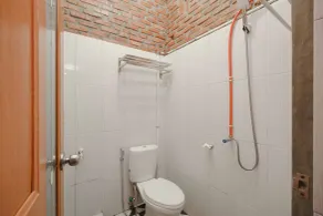 RedDoorz Syariah near Jalan Asahan Pematang Siantar - Baño