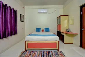 Hotel Silver Inn - Room