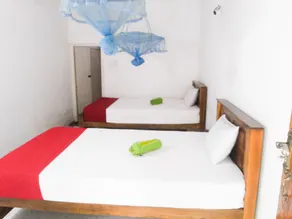 Jayaru Guest House - Chambre