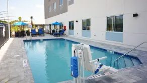 Holiday Inn Express & Suites - Jacksonville W - I295 and I10 by IHG - Pool