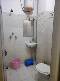 Jamna Vilas Guest House and Restaurant - Bathroom
