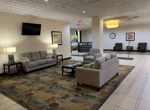 Quality Inn & Suites Downtown Mansfield - Réception