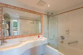 Hotel Rheinischer Hof - Room