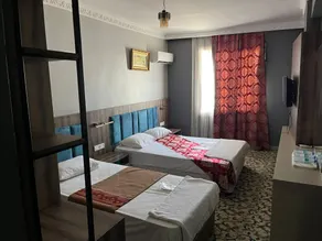 Metros Hotel - Room