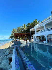 ultra infinity hotel - Pool