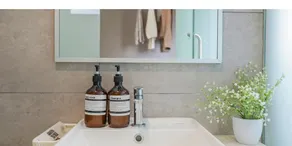 SkyPool Suite at KL Sentral - Suite A - Baño