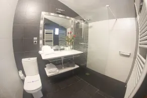 Hotel Larrañaga - Bathroom