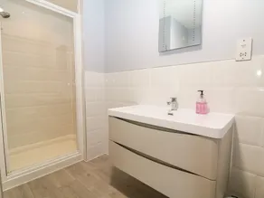 South Hill Farmhouse - Badezimmer