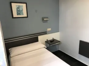 Hostal Rica Posada - Zimmer