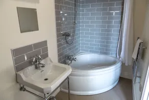 The Resolution Hotel - Bagno
