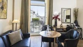 Central Plaza - Vue de la chambre
