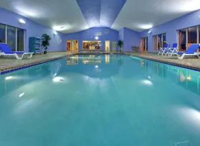 Holiday Inn Express Hotel & Suites Pleasant Prairie-Kenosha by IHG - Pool