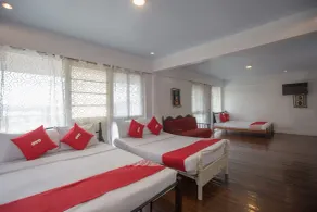 OYO 588 Sunrock Resort - Chambre