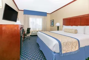 Baymont by Wyndham McComb - Room