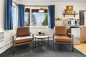 The Trailside Hotel - Room