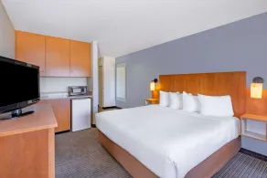 La Quinta by Wyndham Helena - Room