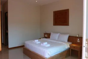 Crystal Lamai Hotel - Chambre