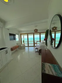 ultra infinity hotel - Room