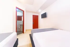 Hostal Amanari - Room