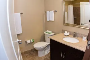 MainStay Suites Rapid City - Badezimmer