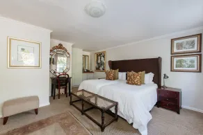 Maison Chablis Guest House - Room