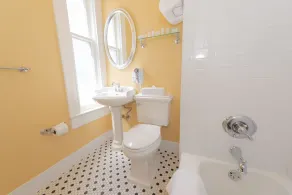 Stanyan Park Hotel - Bathroom