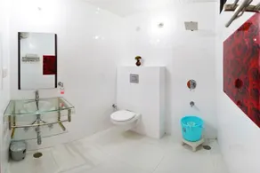Hotel President - Bathroom