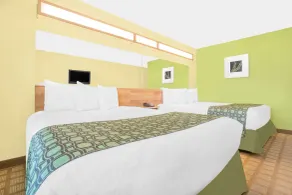 Microtel Inn & Suites by Wyndham Tuscumbia/Muscle Shoals - Habitación