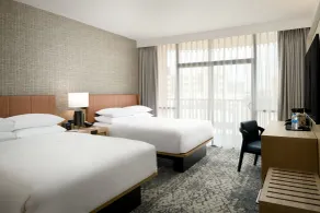 Sheraton Park Hotel at the Anaheim Resort - Chambre