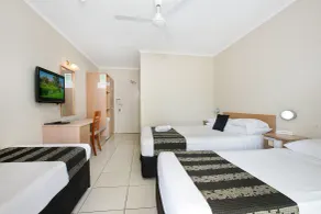 Cairns City Sheridan Motel - Room