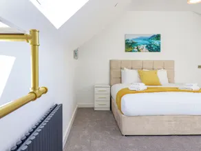 Blackrock Gem - Room