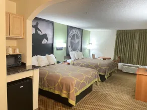 Super 8 by Wyndham Fort Worth Downtown South - Chambre