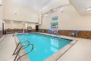 Best Western Plus Eastgate Inn & Suites - Pool